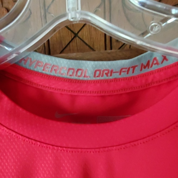 Nike Pro Combat Compression Hypercool Dri-Fit Max T-Shirt YL - Picture 3 of 6